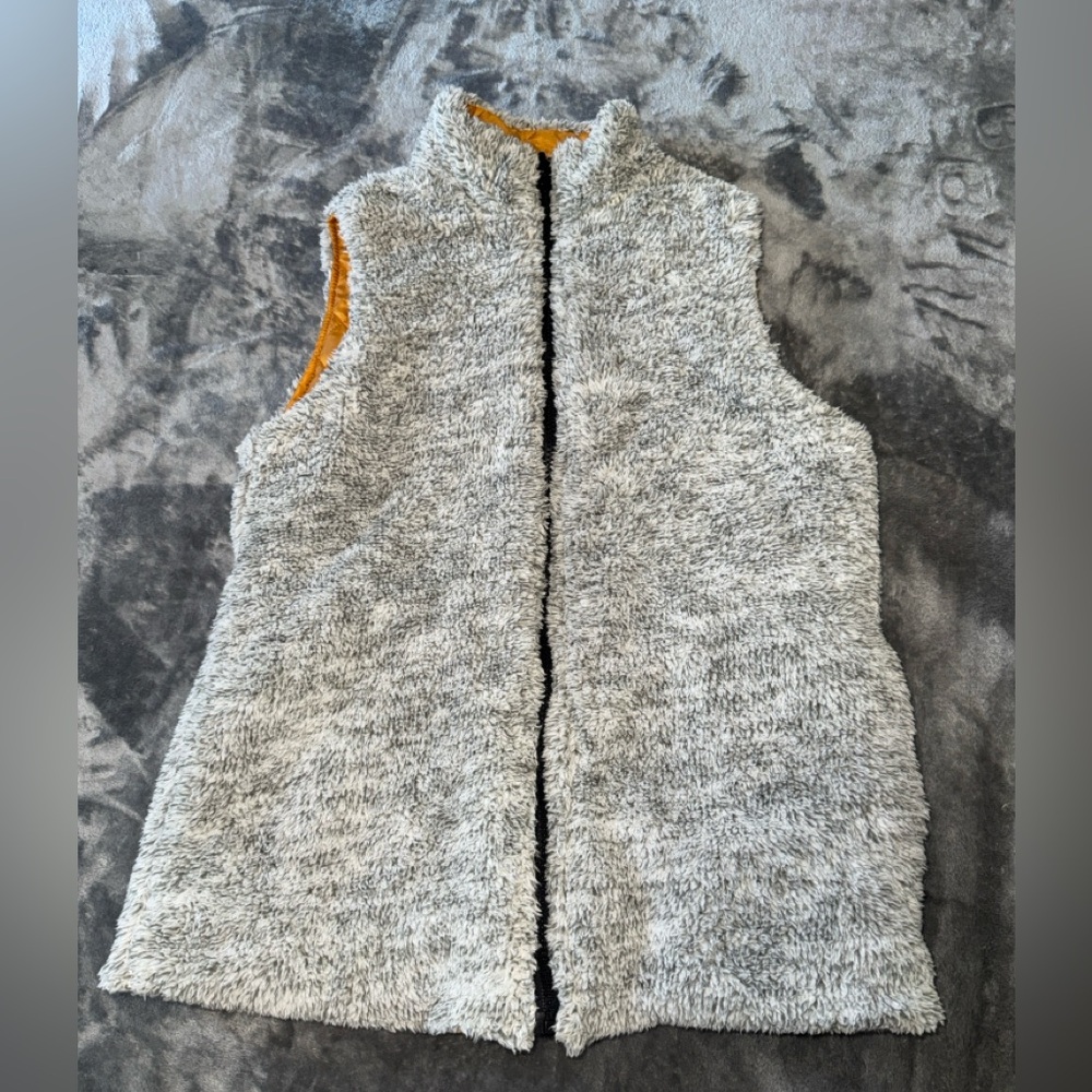 Simply Southern Gray Fleece reversible Vest